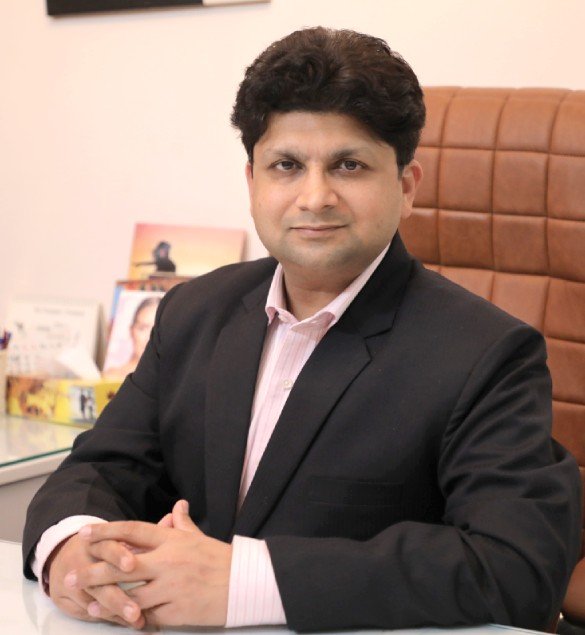 Dr. Ashish Khare - Plastic Surgeon in Delhi NCR